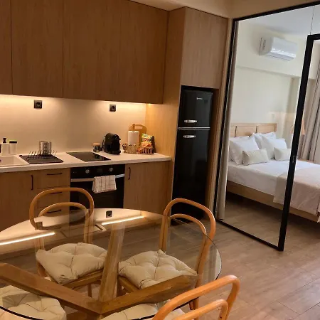Calma Next To Aristotelous Square Apartment